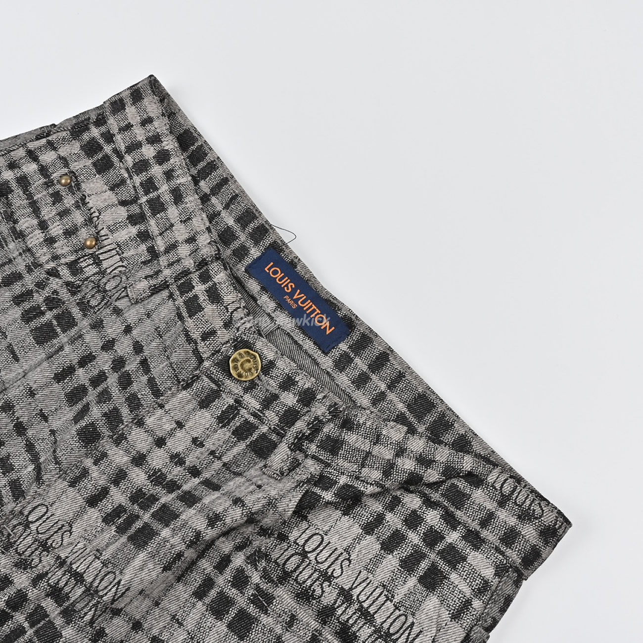 Louis Vuitton 1v 24ss Grey Checkerboard Printed Denim Shorts (3) - newkick.org
